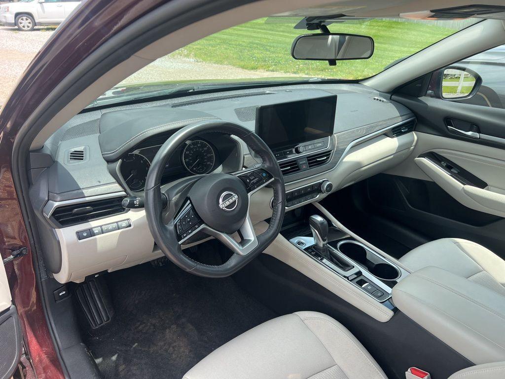 used 2023 Nissan Altima car, priced at $19,882