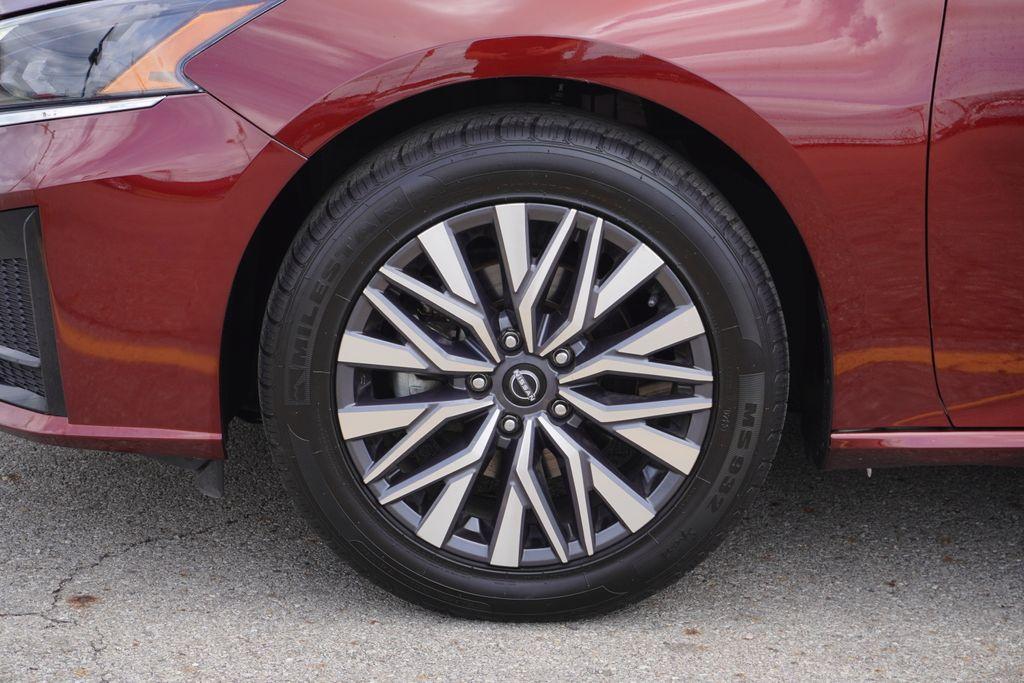 used 2023 Nissan Altima car, priced at $19,882