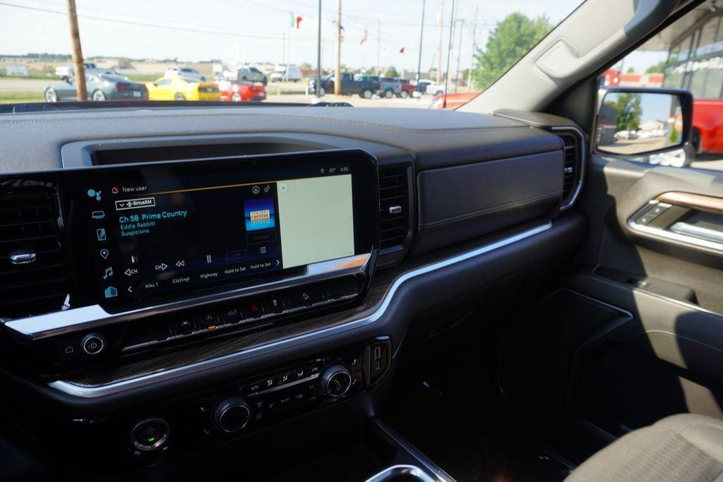 used 2022 Chevrolet Silverado 1500 car, priced at $41,519