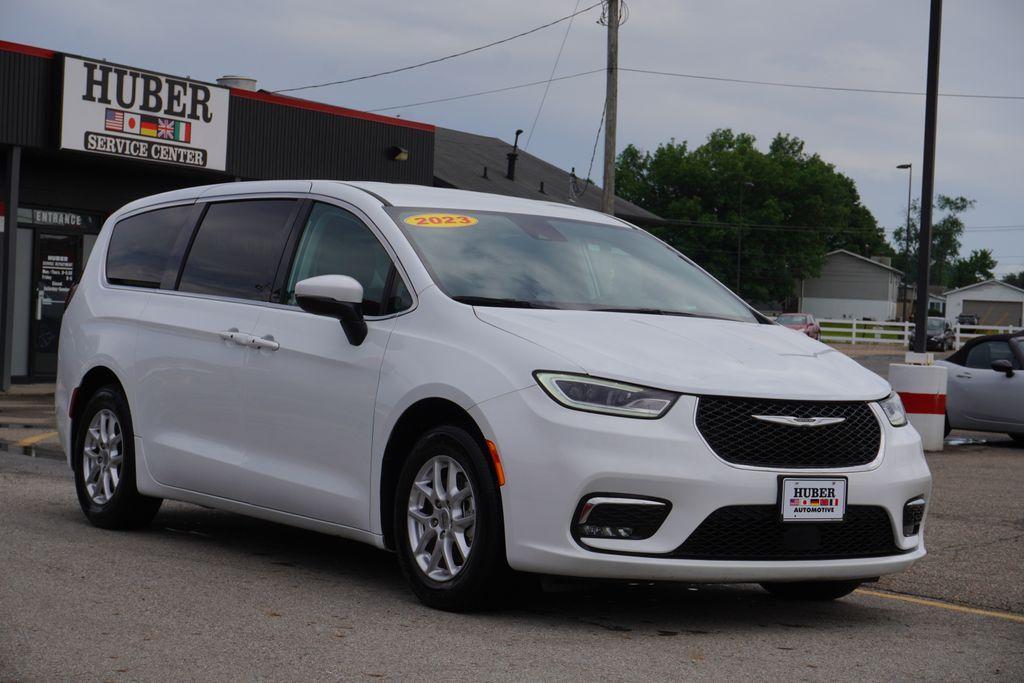 used 2023 Chrysler Pacifica car, priced at $23,746