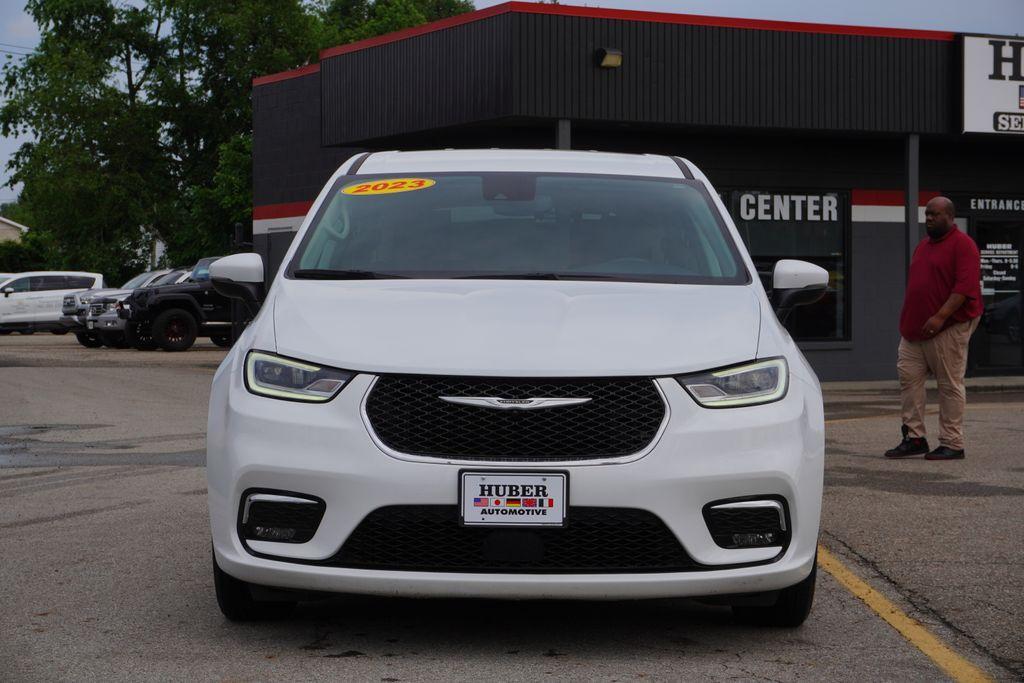 used 2023 Chrysler Pacifica car, priced at $23,746