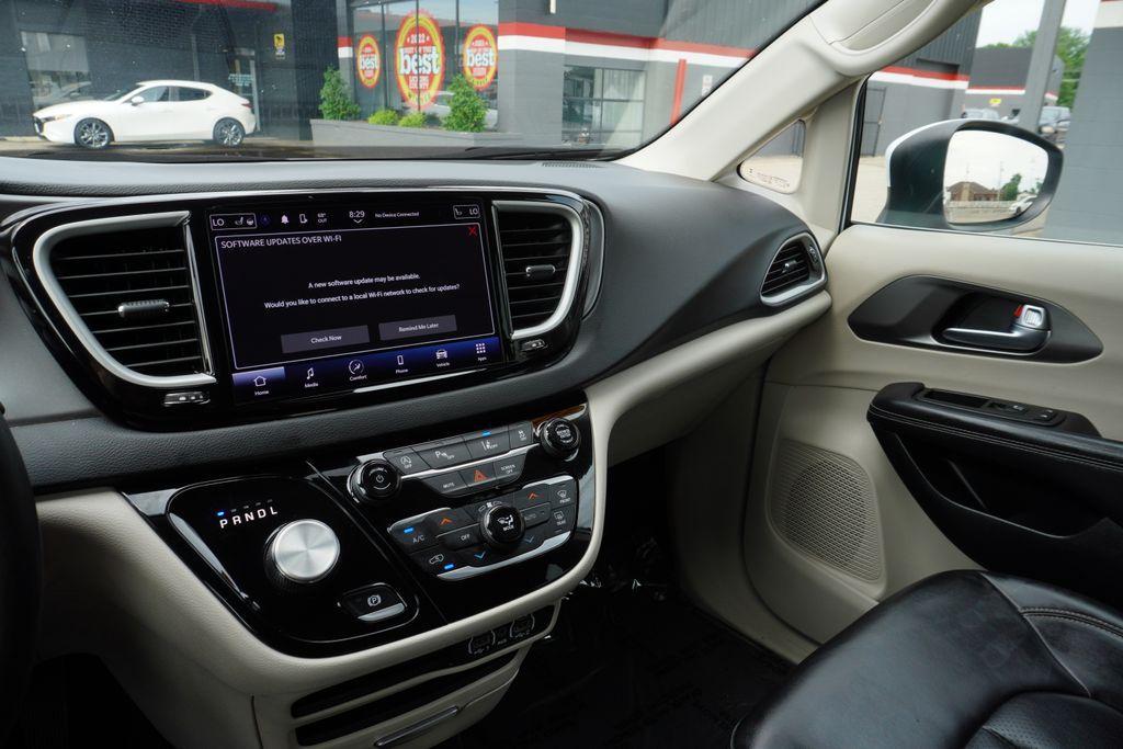 used 2023 Chrysler Pacifica car, priced at $23,746