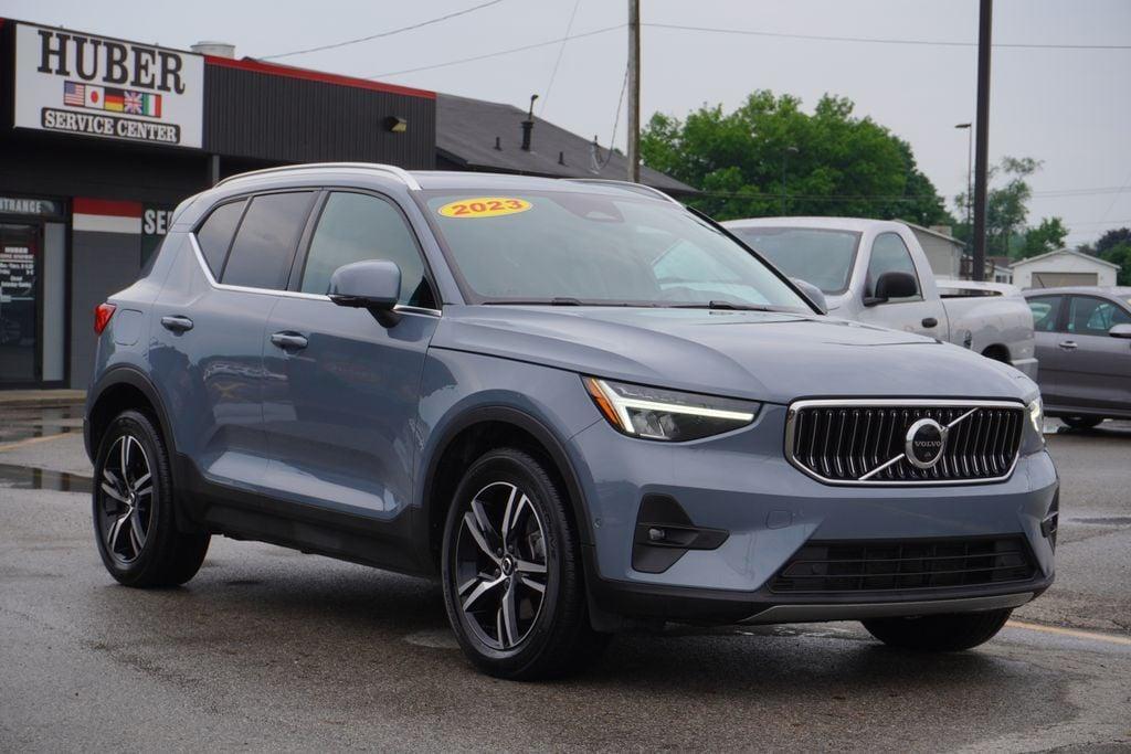 used 2023 Volvo XC40 car, priced at $29,188
