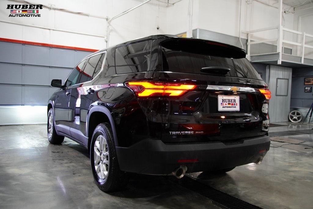 used 2022 Chevrolet Traverse car, priced at $26,311