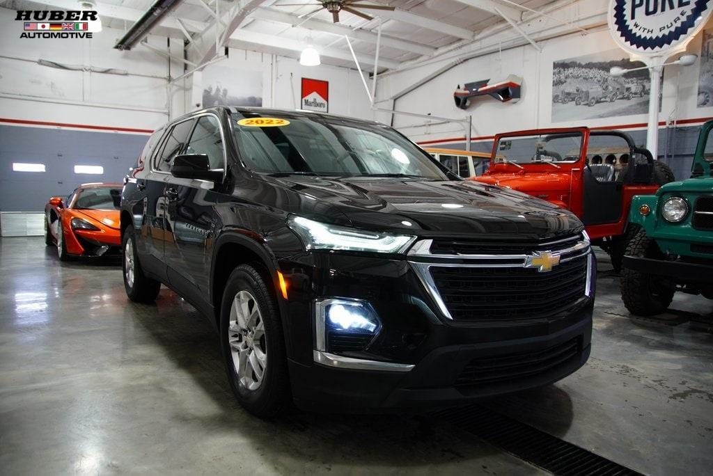 used 2022 Chevrolet Traverse car, priced at $26,311