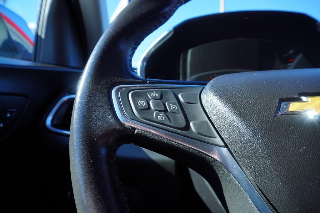 used 2019 Chevrolet Equinox car, priced at $22,188