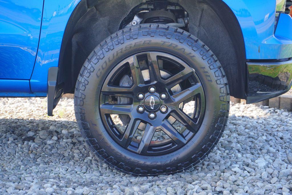 used 2022 Chevrolet Silverado 1500 car, priced at $41,060