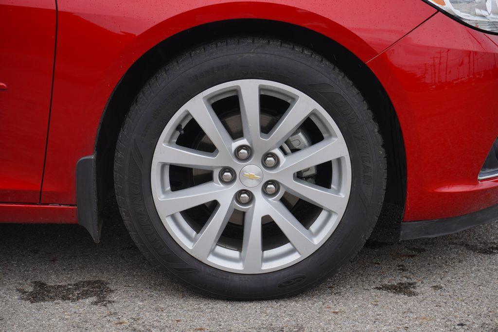 used 2013 Chevrolet Malibu car, priced at $11,000