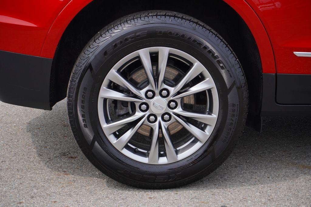 used 2021 Cadillac XT5 car, priced at $32,618