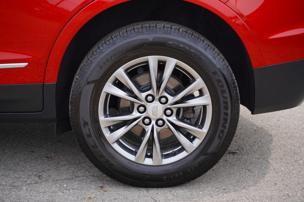 used 2021 Cadillac XT5 car, priced at $32,618