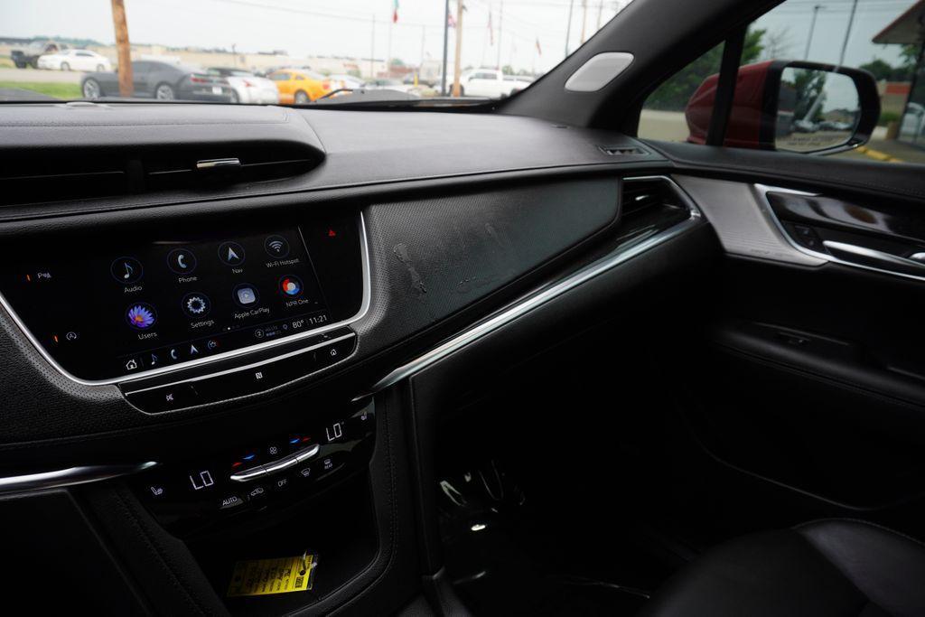 used 2021 Cadillac XT5 car, priced at $32,618