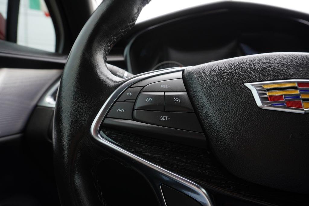 used 2021 Cadillac XT5 car, priced at $32,618
