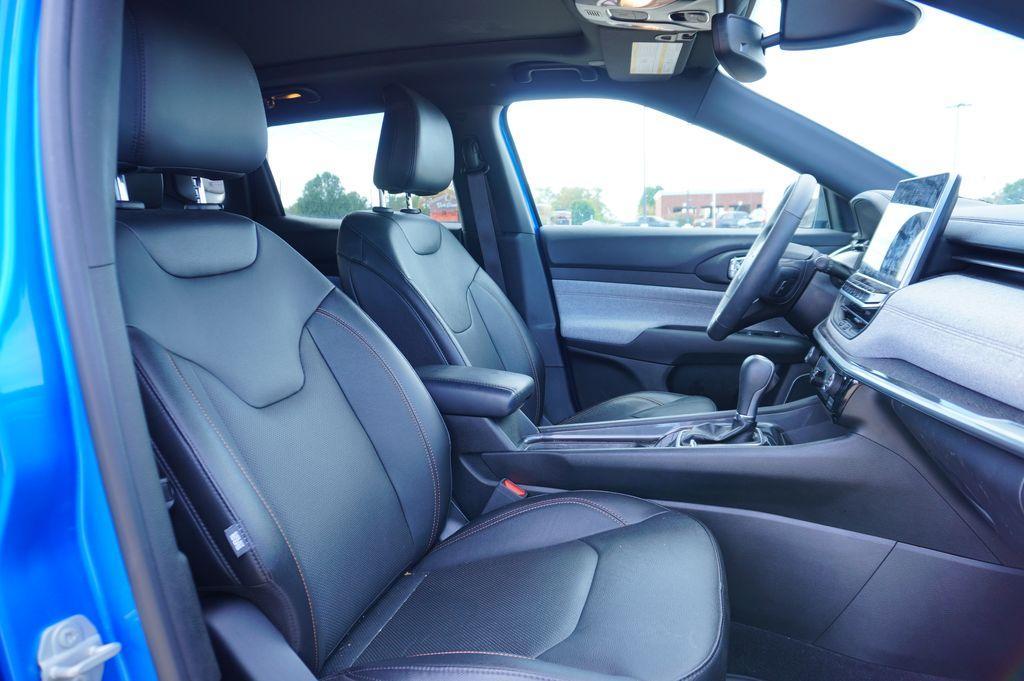 used 2023 Jeep Compass car, priced at $24,050