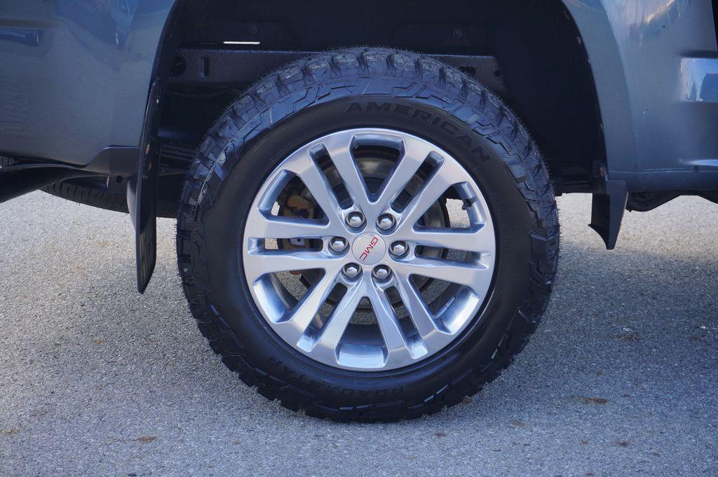 used 2015 GMC Canyon car, priced at $21,649