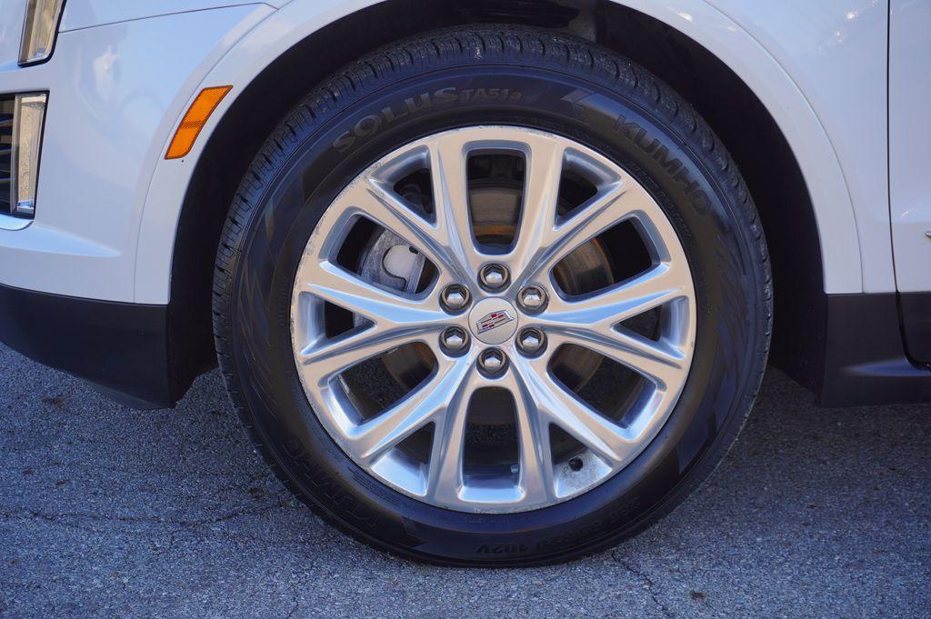 used 2018 Cadillac XT5 car, priced at $19,382