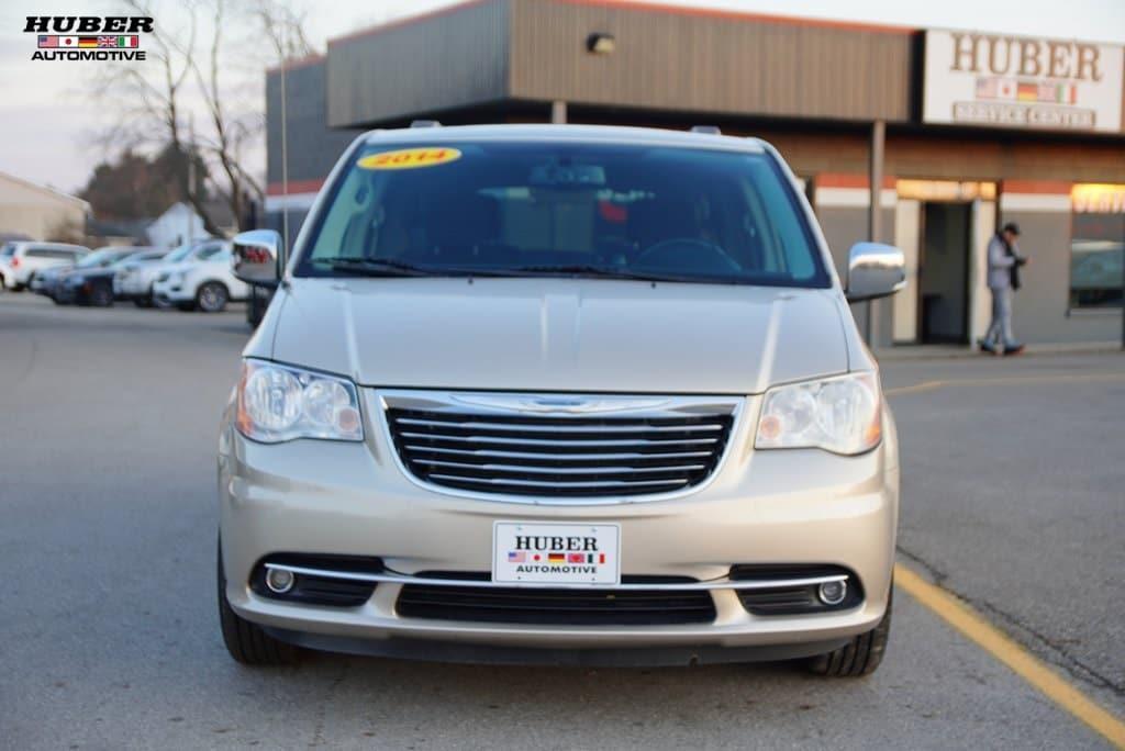 used 2014 Chrysler Town & Country car, priced at $11,950