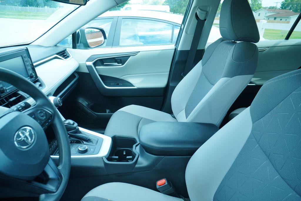 used 2022 Toyota RAV4 Hybrid car, priced at $26,034