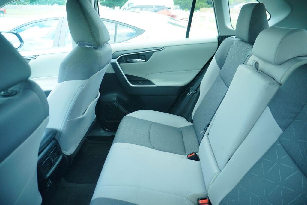 used 2022 Toyota RAV4 Hybrid car, priced at $26,034