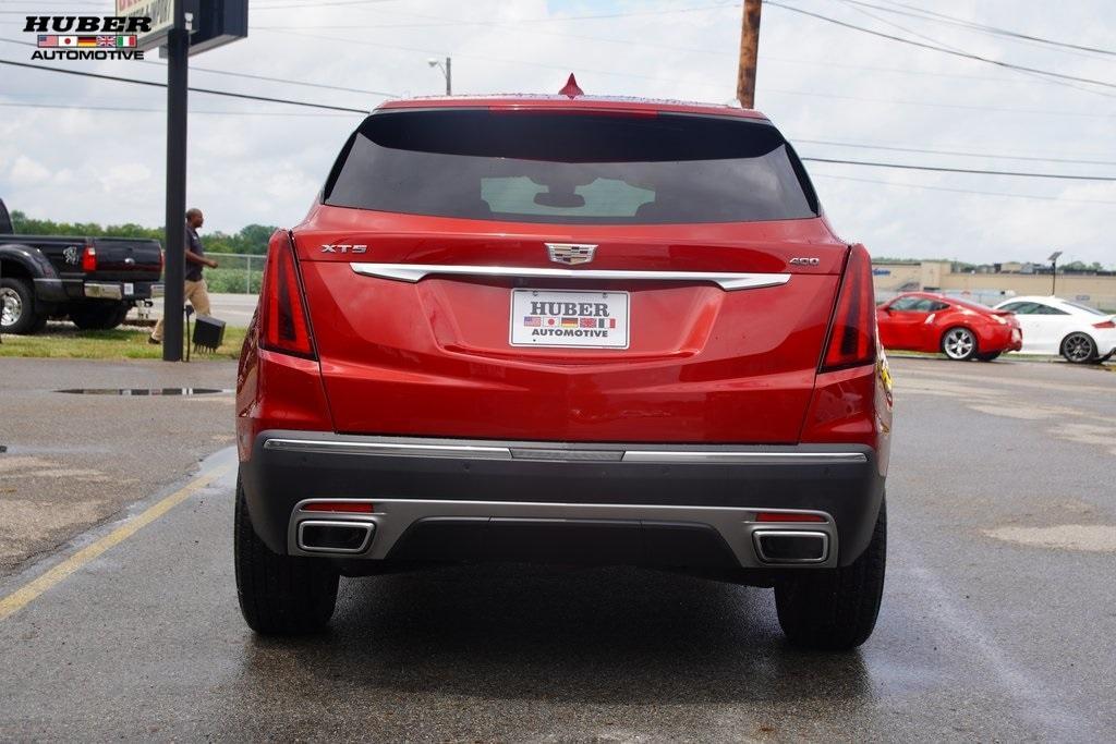 used 2021 Cadillac XT5 car, priced at $29,400