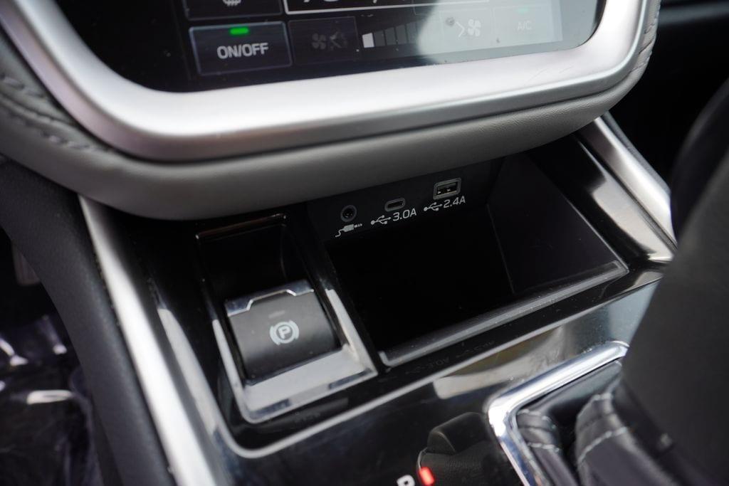 used 2024 Subaru Outback car, priced at $25,069