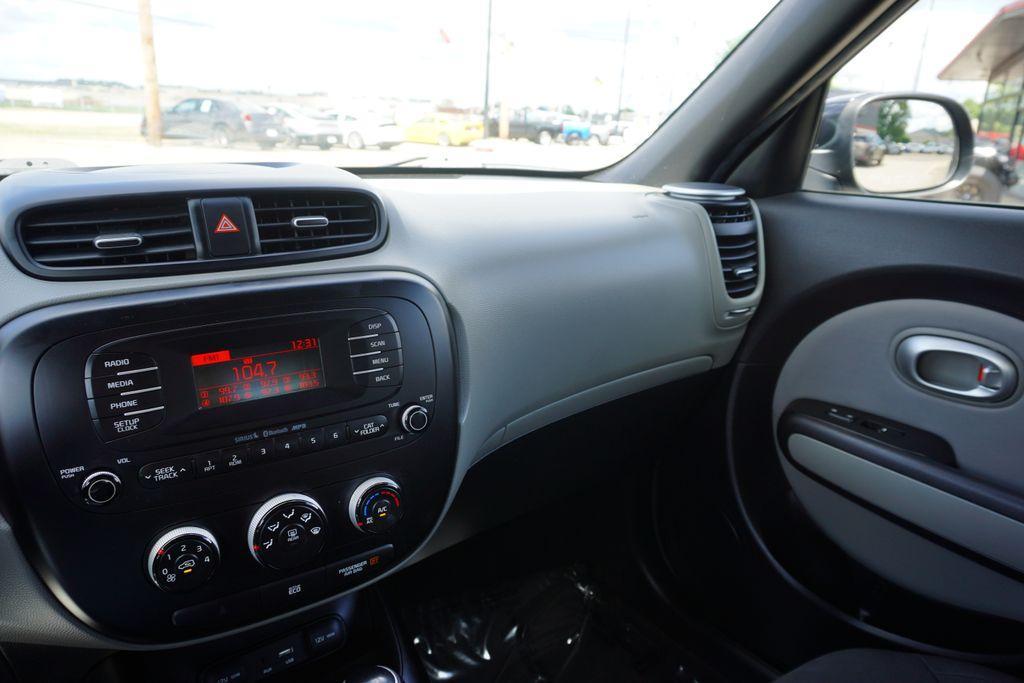 used 2015 Kia Soul car, priced at $9,019