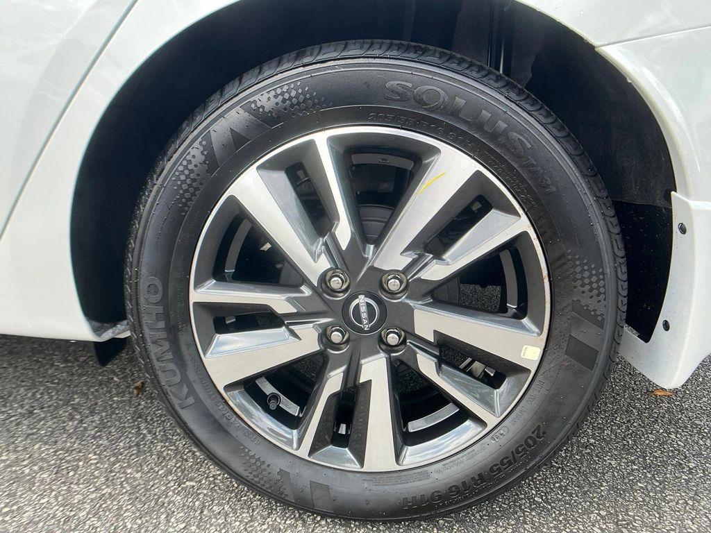 new 2025 Nissan Versa car, priced at $21,192