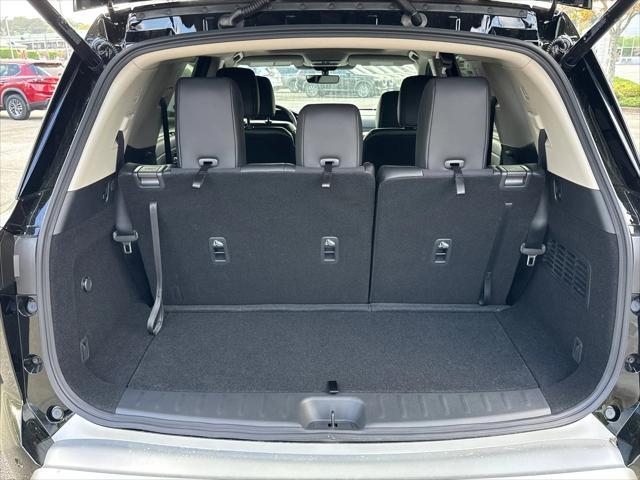 new 2025 Nissan Pathfinder car, priced at $44,707