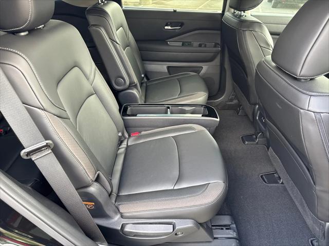 new 2025 Nissan Pathfinder car, priced at $43,707