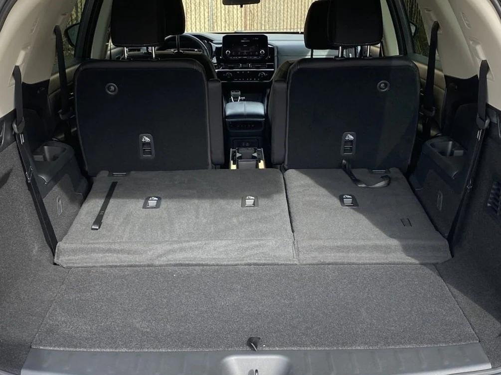 new 2025 Nissan Pathfinder car, priced at $40,386