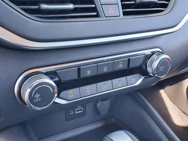 new 2025 Nissan Altima car, priced at $26,931