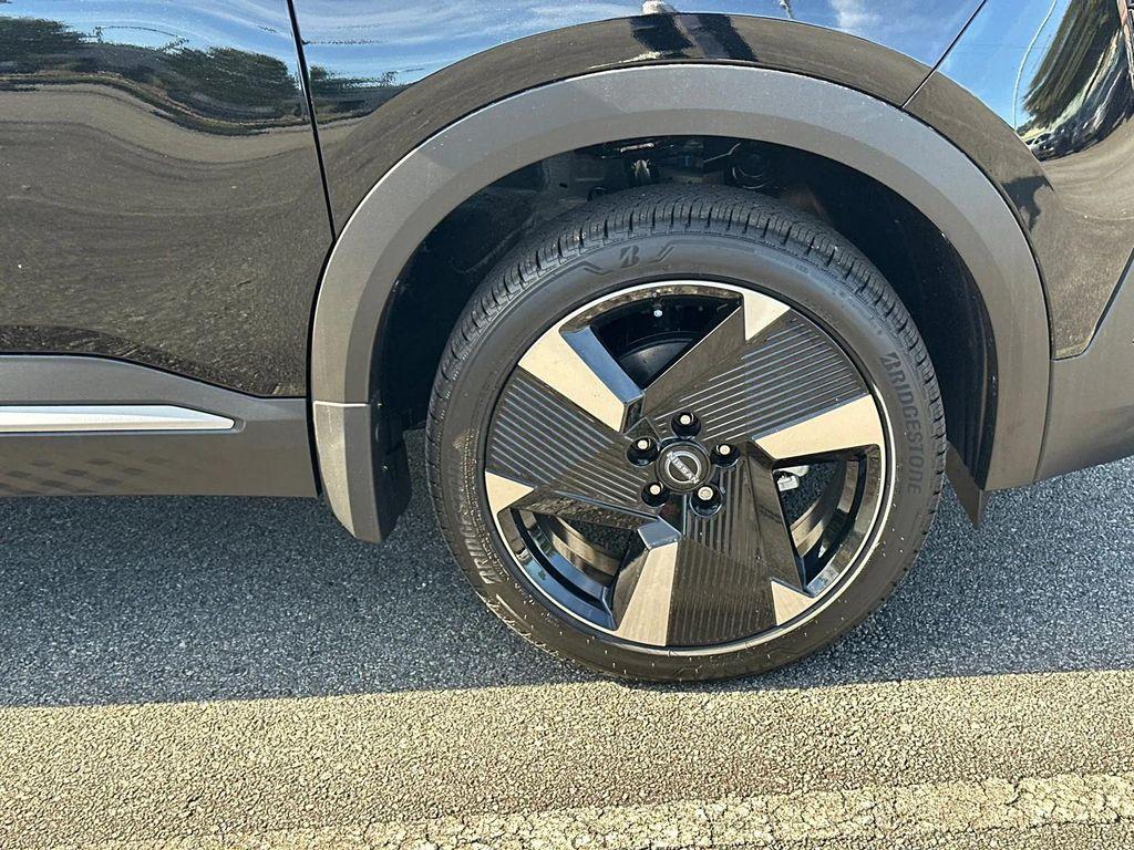 new 2026 Nissan Kicks car, priced at $28,092