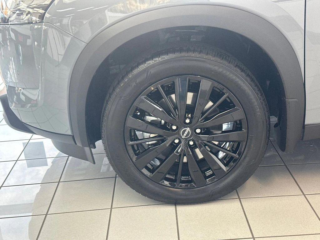 new 2025 Nissan Pathfinder car, priced at $51,355