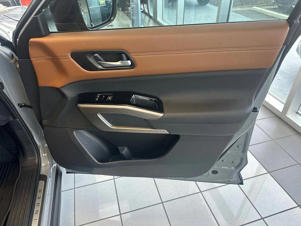 new 2025 Nissan Pathfinder car, priced at $51,355