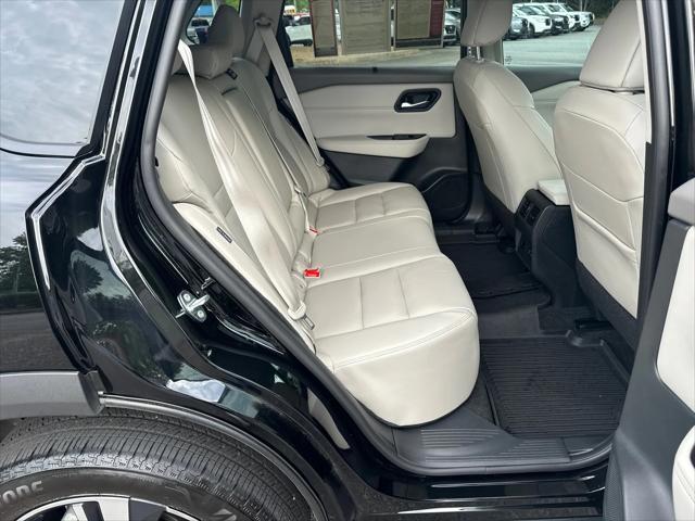 used 2023 Nissan Rogue car, priced at $27,009