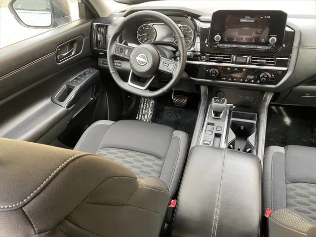 new 2025 Nissan Pathfinder car, priced at $41,614