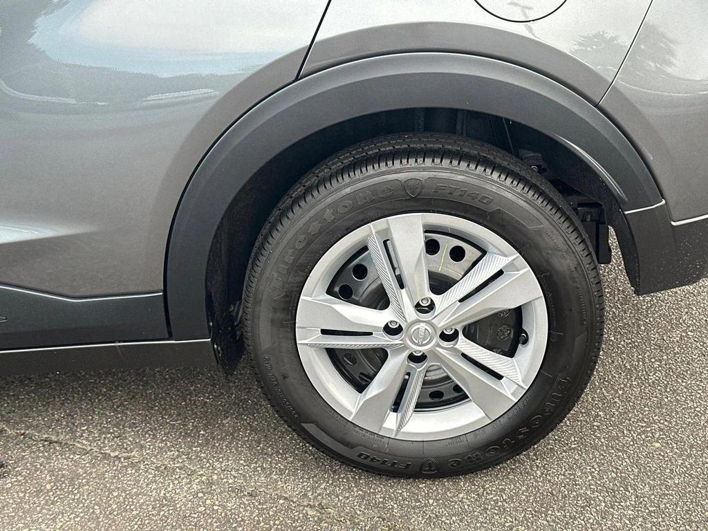 new 2025 Nissan Kicks car, priced at $21,550