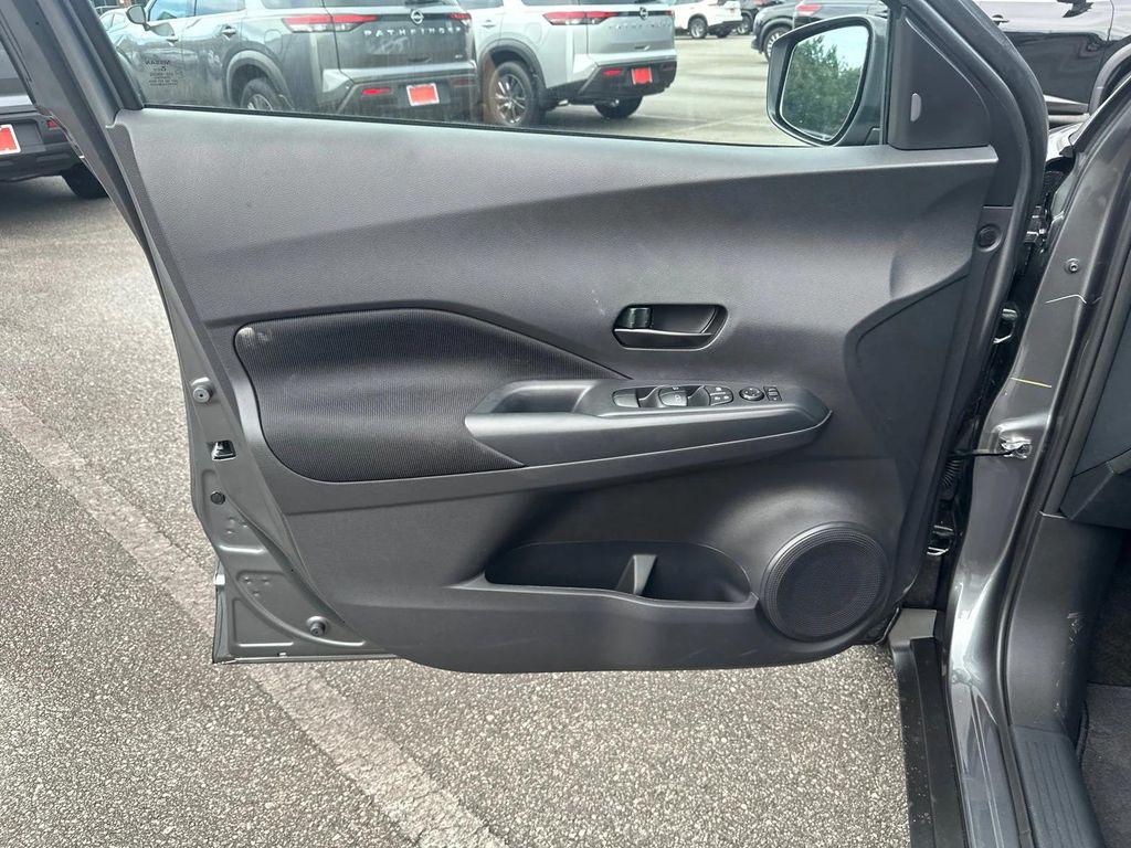 new 2025 Nissan Kicks car, priced at $21,550