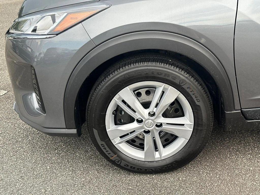 new 2025 Nissan Kicks car, priced at $21,550