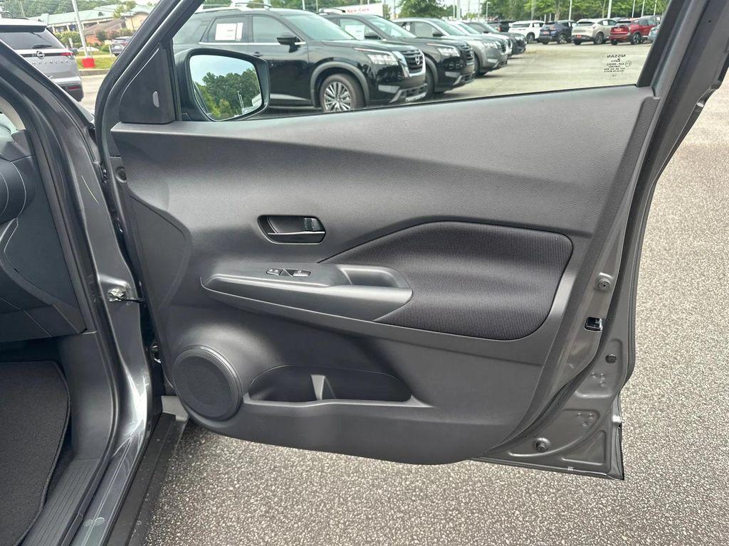 new 2025 Nissan Kicks car, priced at $21,550