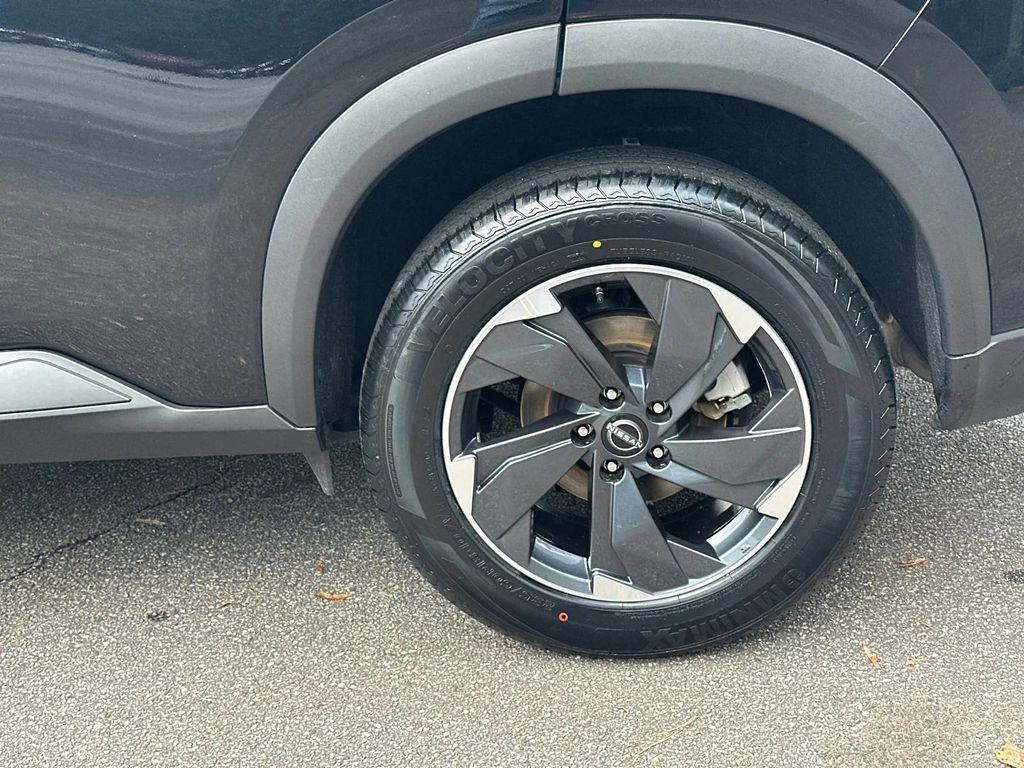 used 2025 Nissan Rogue car, priced at $23,200