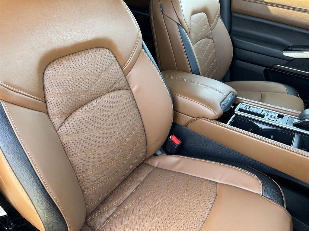 new 2025 Nissan Pathfinder car, priced at $47,438