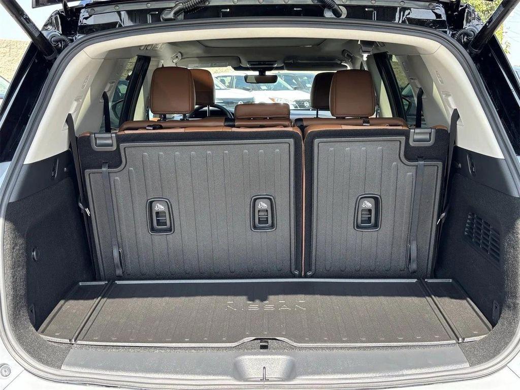 new 2025 Nissan Pathfinder car, priced at $47,438