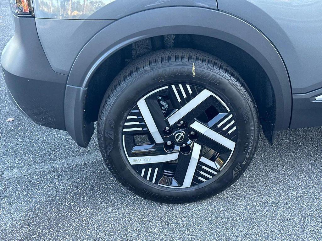 new 2026 Nissan Rogue car, priced at $30,085