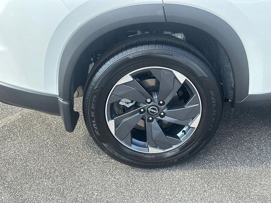 new 2025 Nissan Rogue car, priced at $31,819