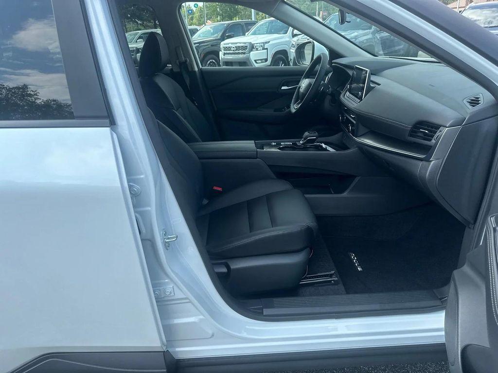 new 2025 Nissan Rogue car, priced at $31,819