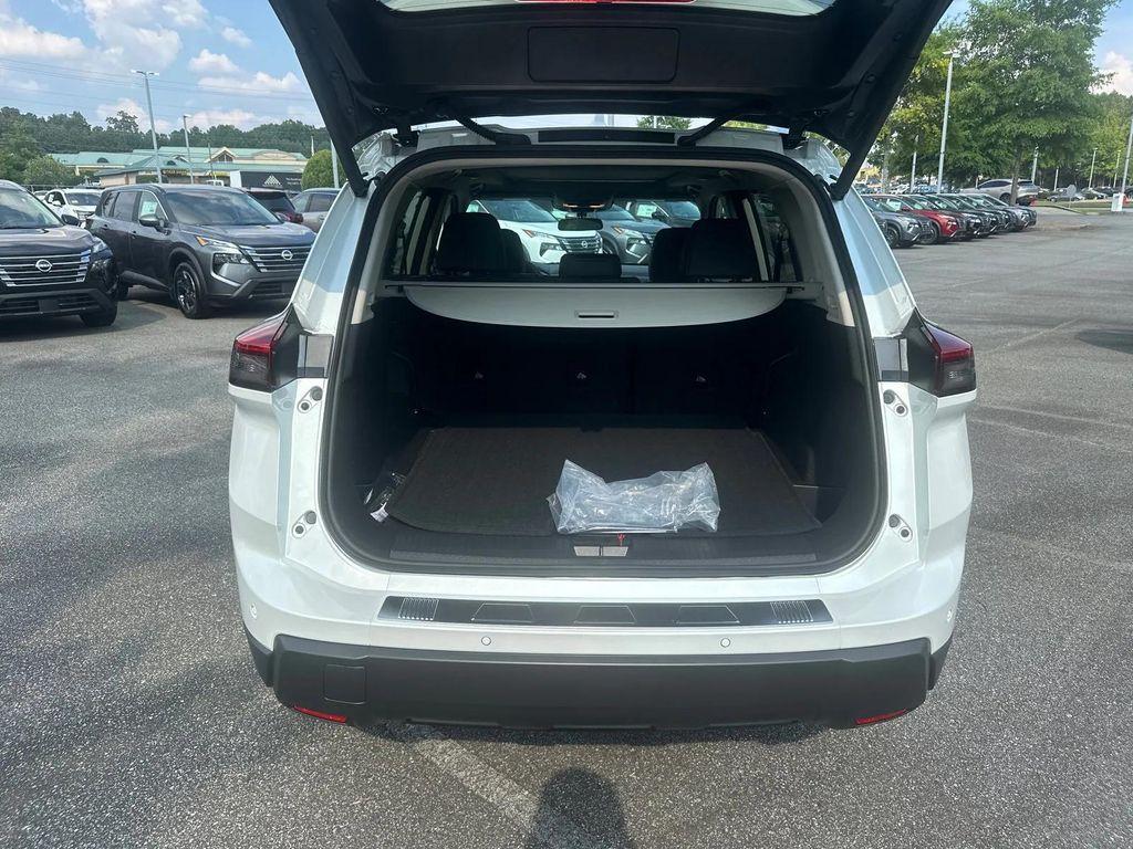 new 2025 Nissan Rogue car, priced at $31,819