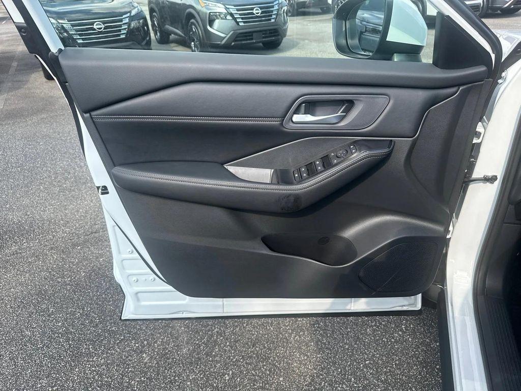 new 2025 Nissan Rogue car, priced at $31,819