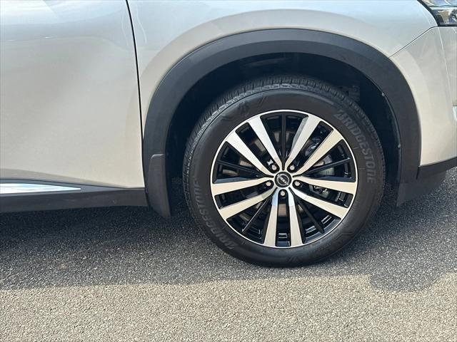 used 2024 Nissan Pathfinder car, priced at $38,784