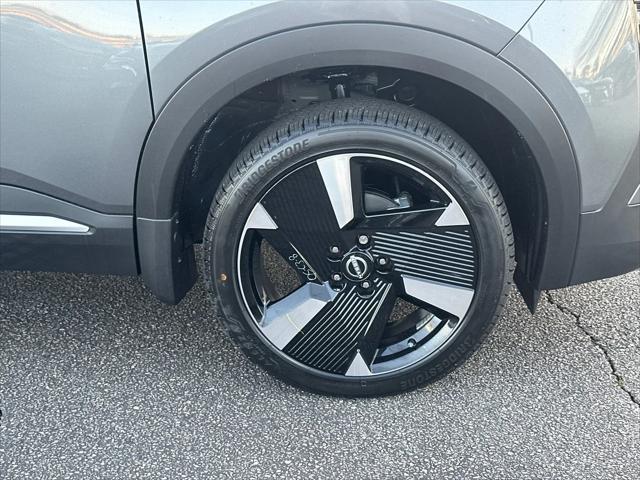 new 2025 Nissan Kicks car, priced at $28,461