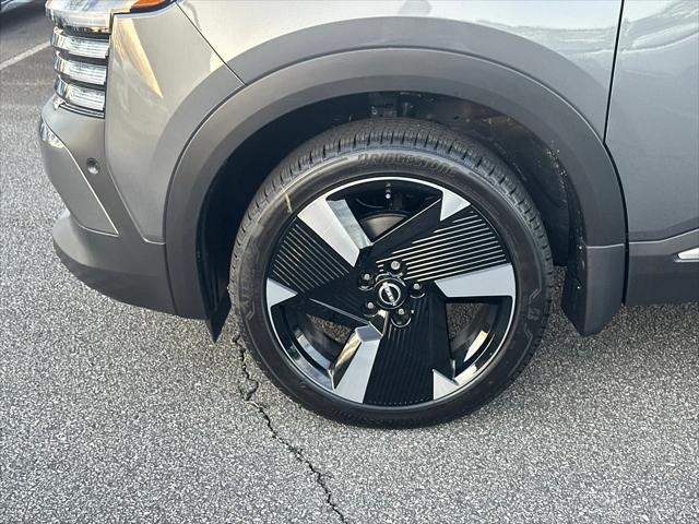 new 2025 Nissan Kicks car, priced at $27,711